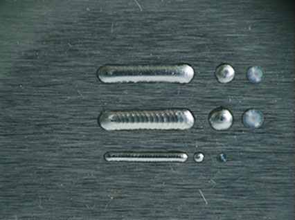 <a href='http://www.srele.cn/product/3.htm' class='text_a'>模具激光焊機</a>修復鏡面模具效果